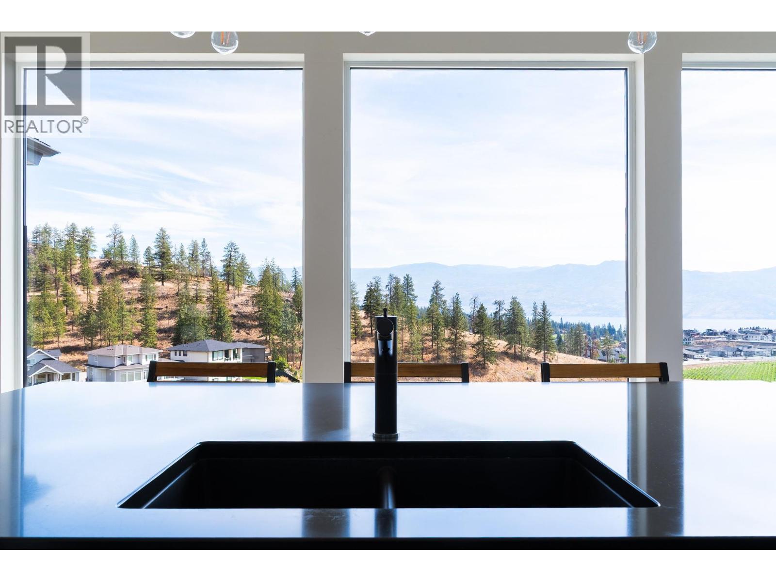 2559 Crown Crest Drive - 13