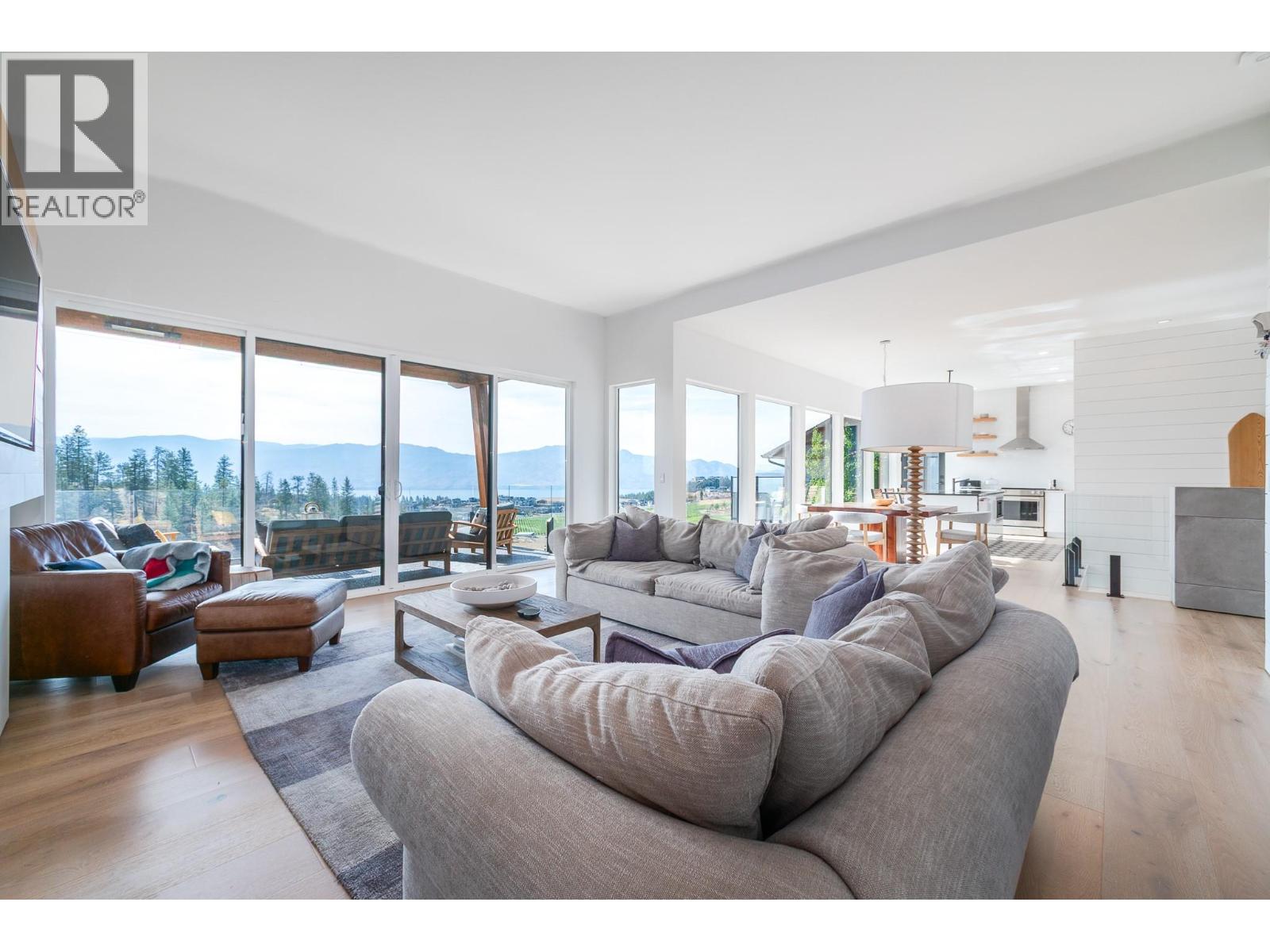 2559 Crown Crest Drive - 22