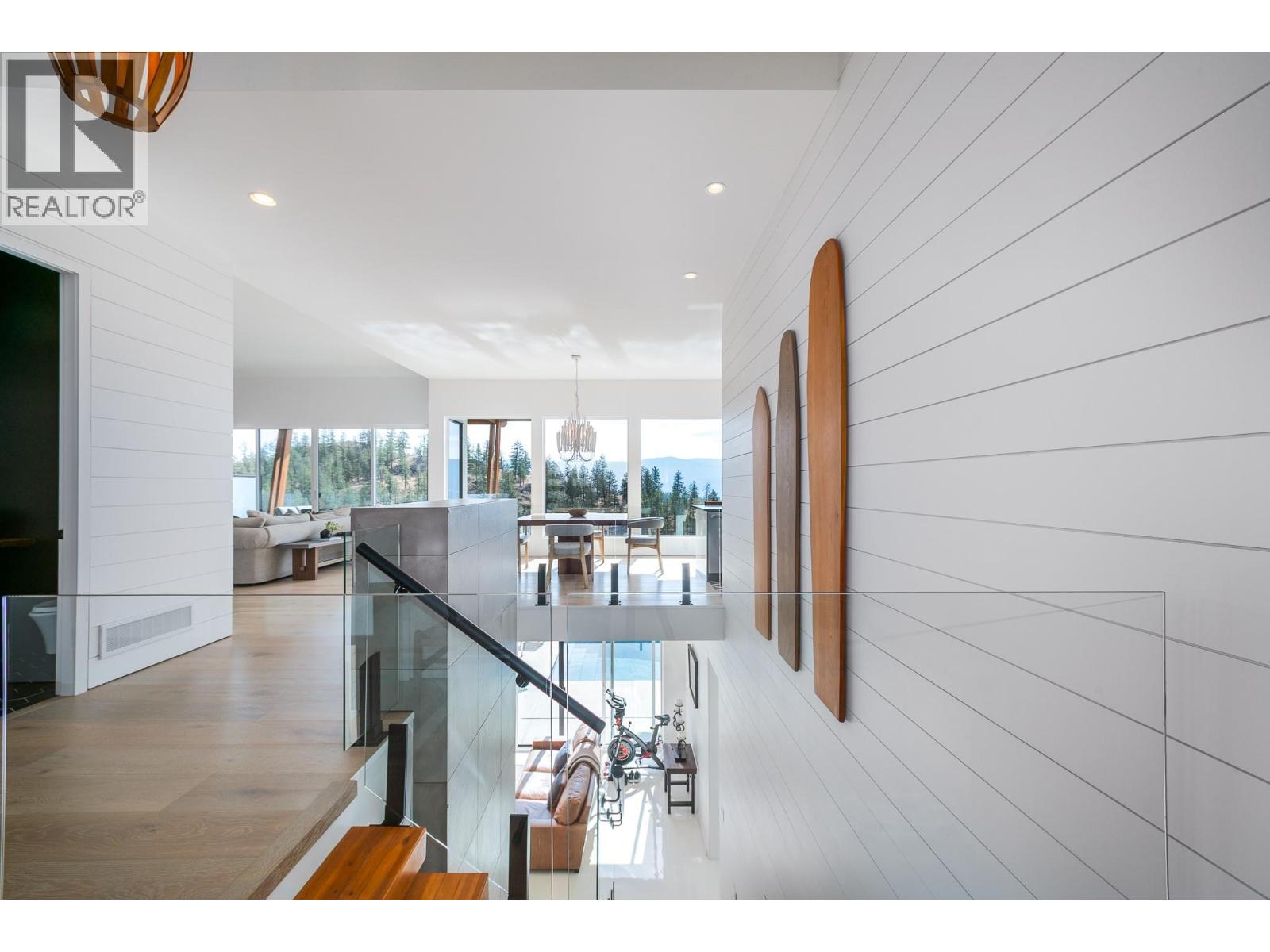2559 Crown Crest Drive - 39