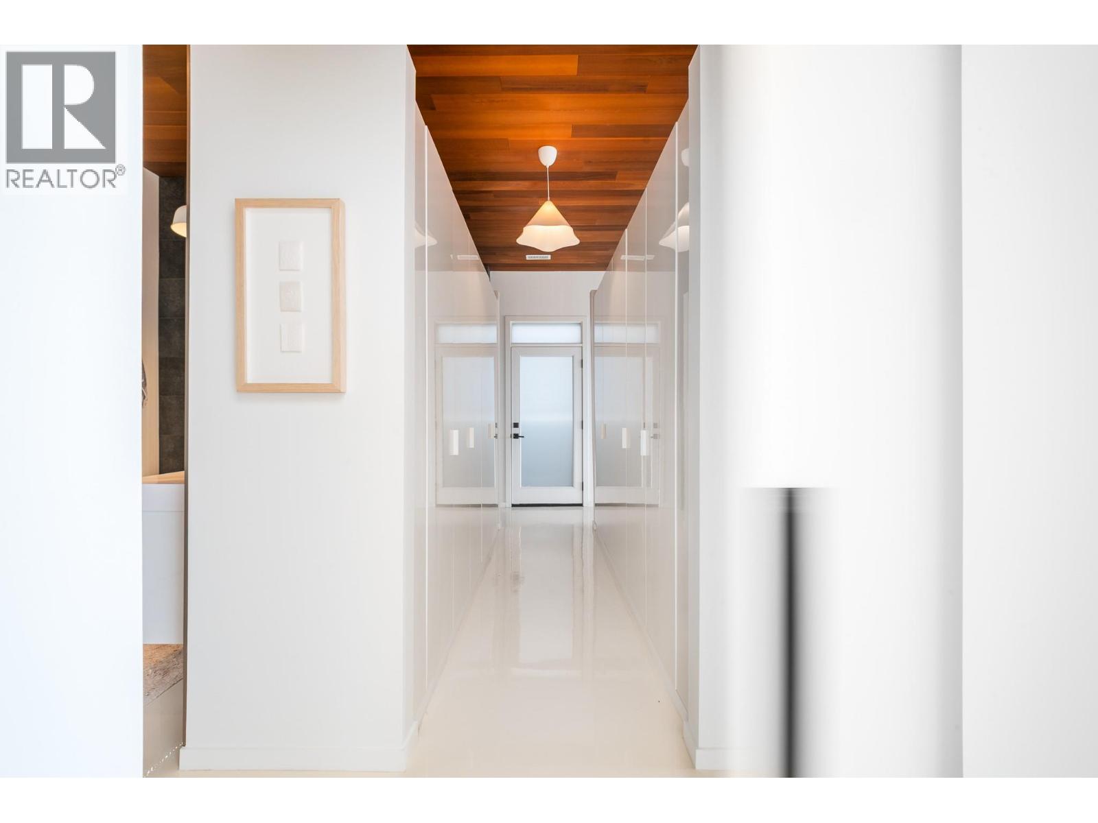2559 Crown Crest Drive - 50