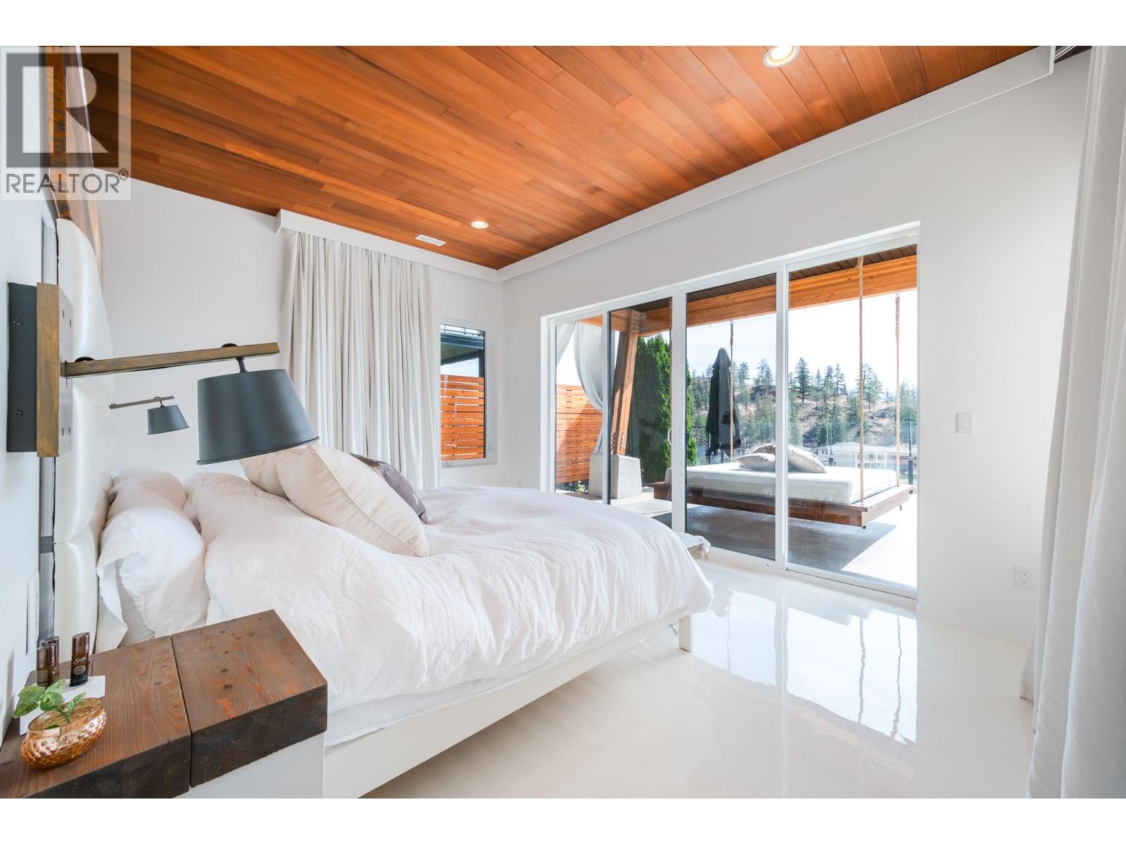 2559 Crown Crest Drive - 51