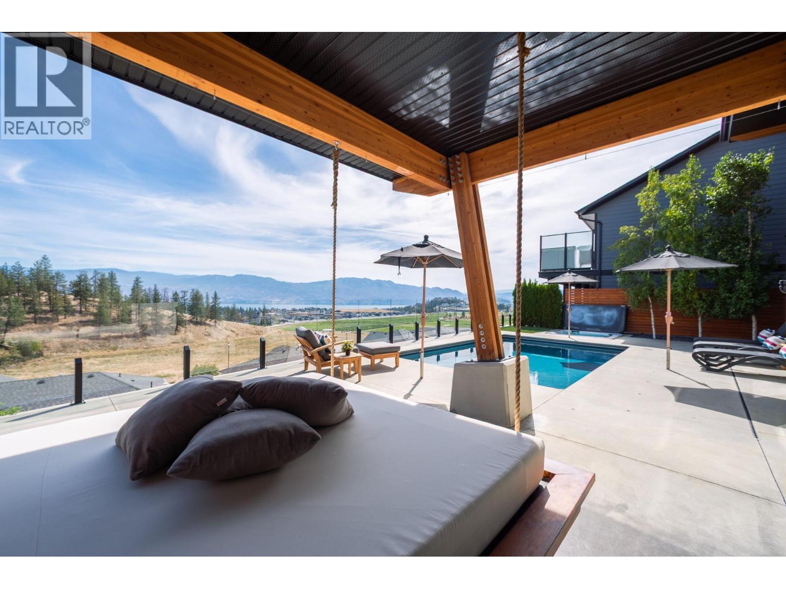 2559 Crown Crest Drive - 52