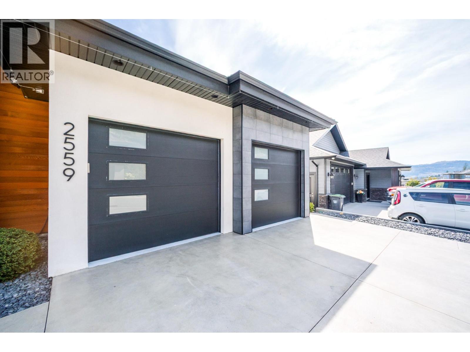 2559 Crown Crest Drive - 89
