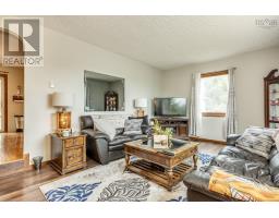 1353 Highway 1, East Kingston, NS B0P1R0 Photo 15
