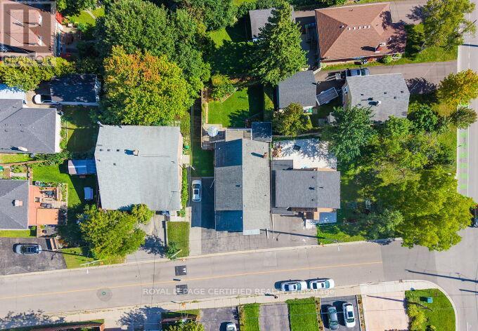 21 DENISON AVENUE - 34