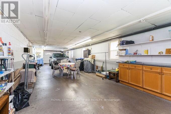 21 DENISON AVENUE - Image 25