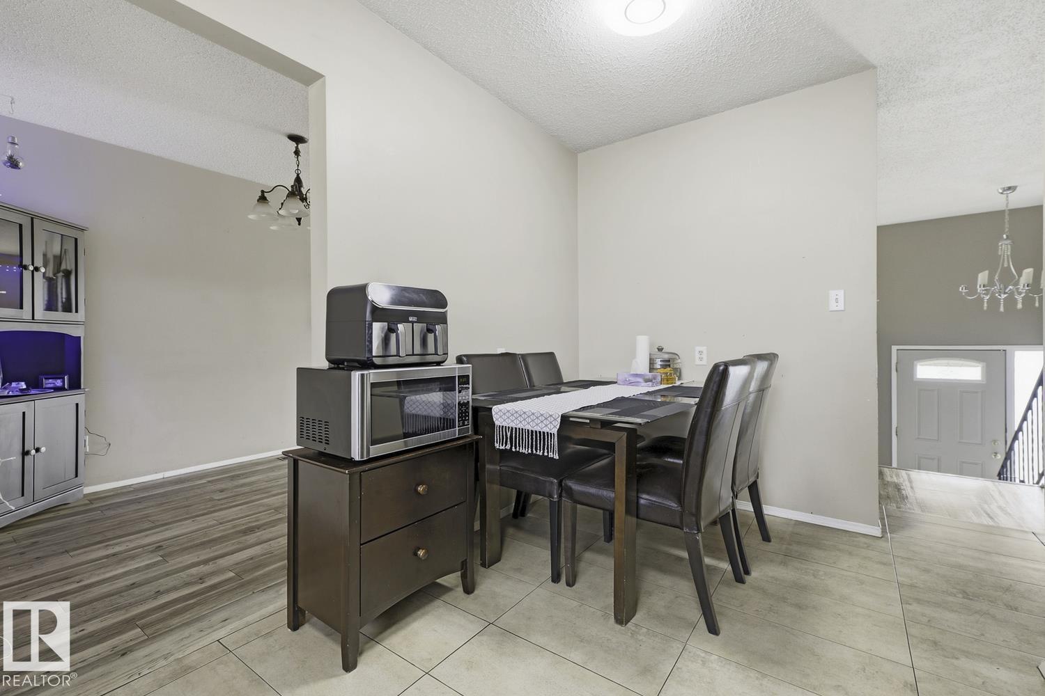 3216 138 AV NW - 24