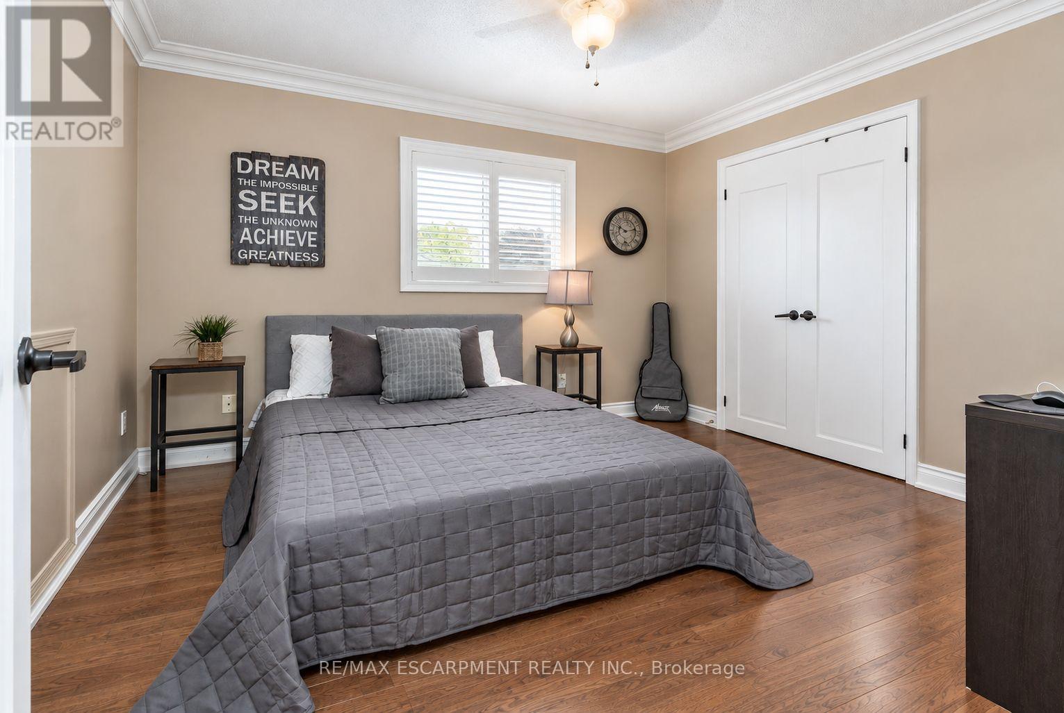 151 MOORE CRESCENT - Image 28