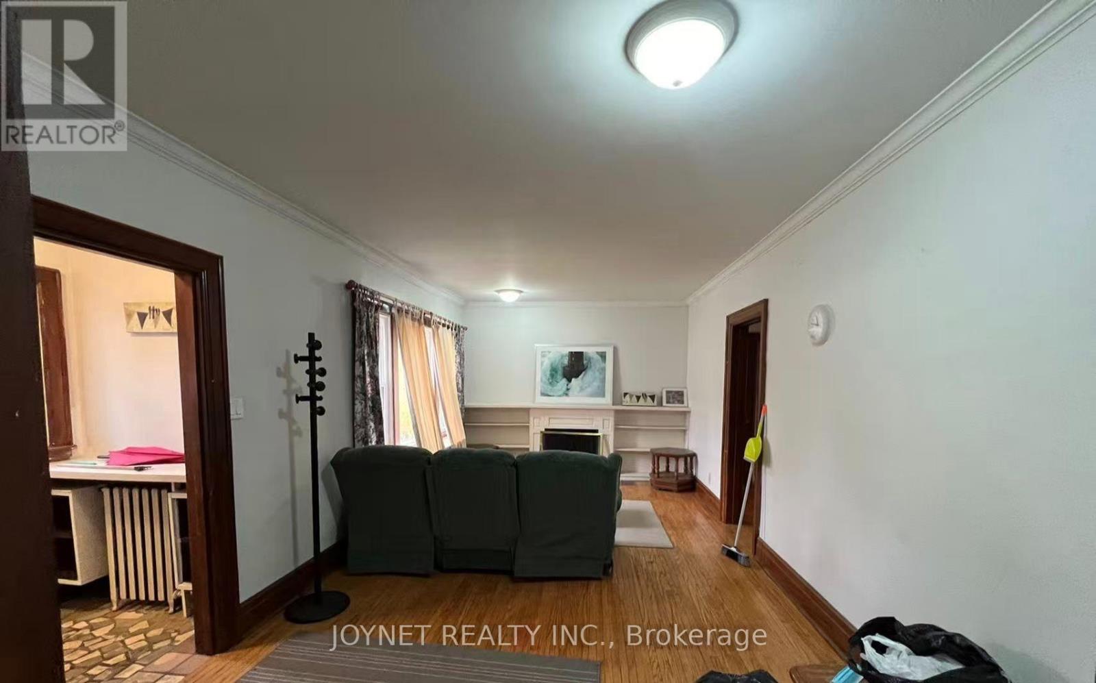 68 WHITTON ROAD, Hamilton (Westdale) — photo 2