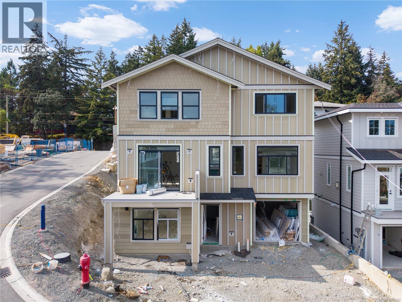 553 Belford Pl - 1
