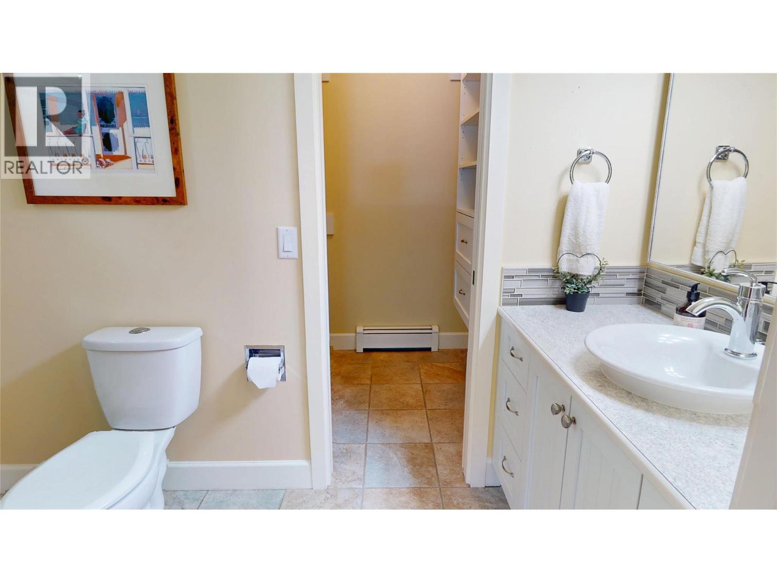 #106 4340 Beach Avenue - 14