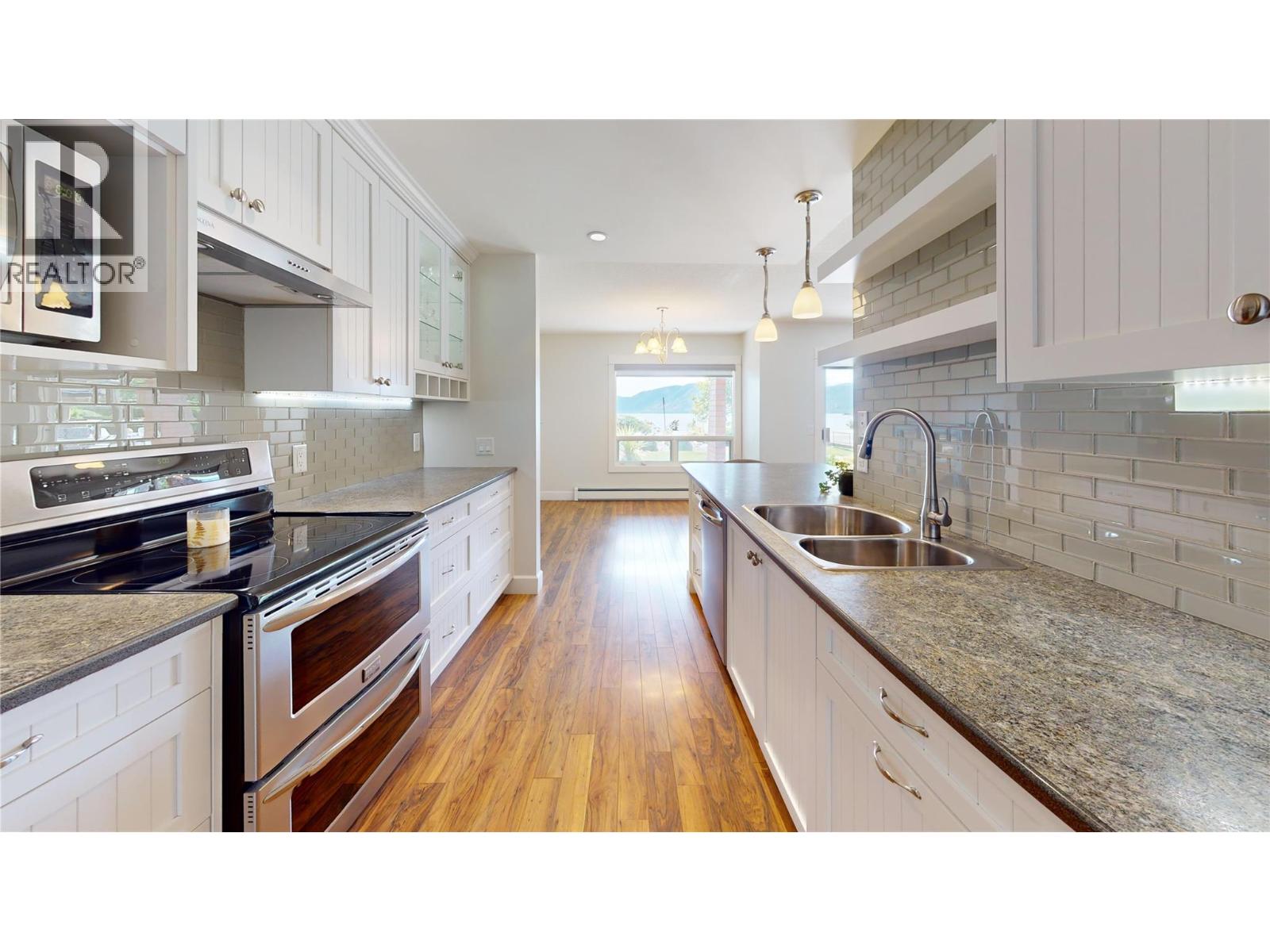 #106 4340 Beach Avenue - Image 11