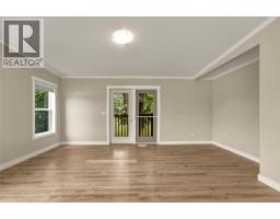 518 Willow Street, Fauquier, BC V0G1K0 Photo 30