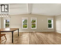 518 Willow Street, Fauquier, BC V0G1K0 Photo 31