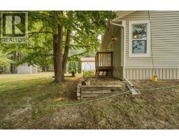 518 Willow Street, Fauquier, BC V0G1K0 Photo 62