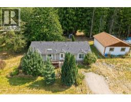 Kitchen - 518 Willow Street, Fauquier, BC V0G1K0 Photo 7