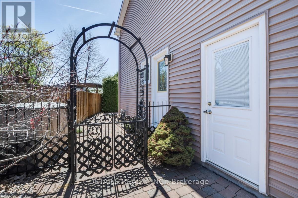 4388 WHITTAKER CRESCENT, Ottawa — photo 4