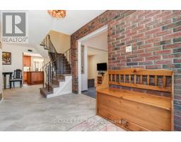 4388 Whittaker Crescent, Ottawa, ON K1B4P2 Photo 9