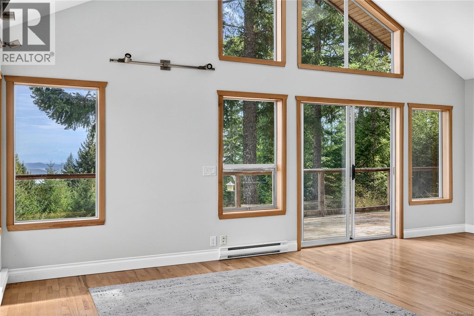 360 Wright Rd - 28
