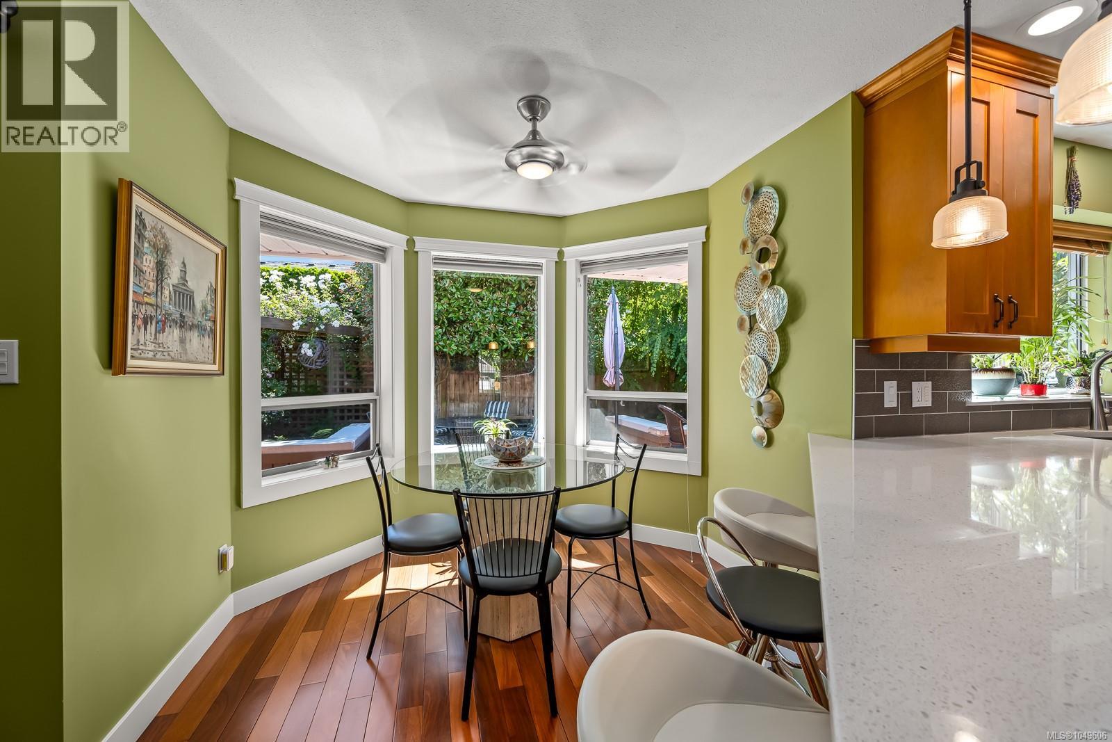 920 Eastwicke Cres - 12