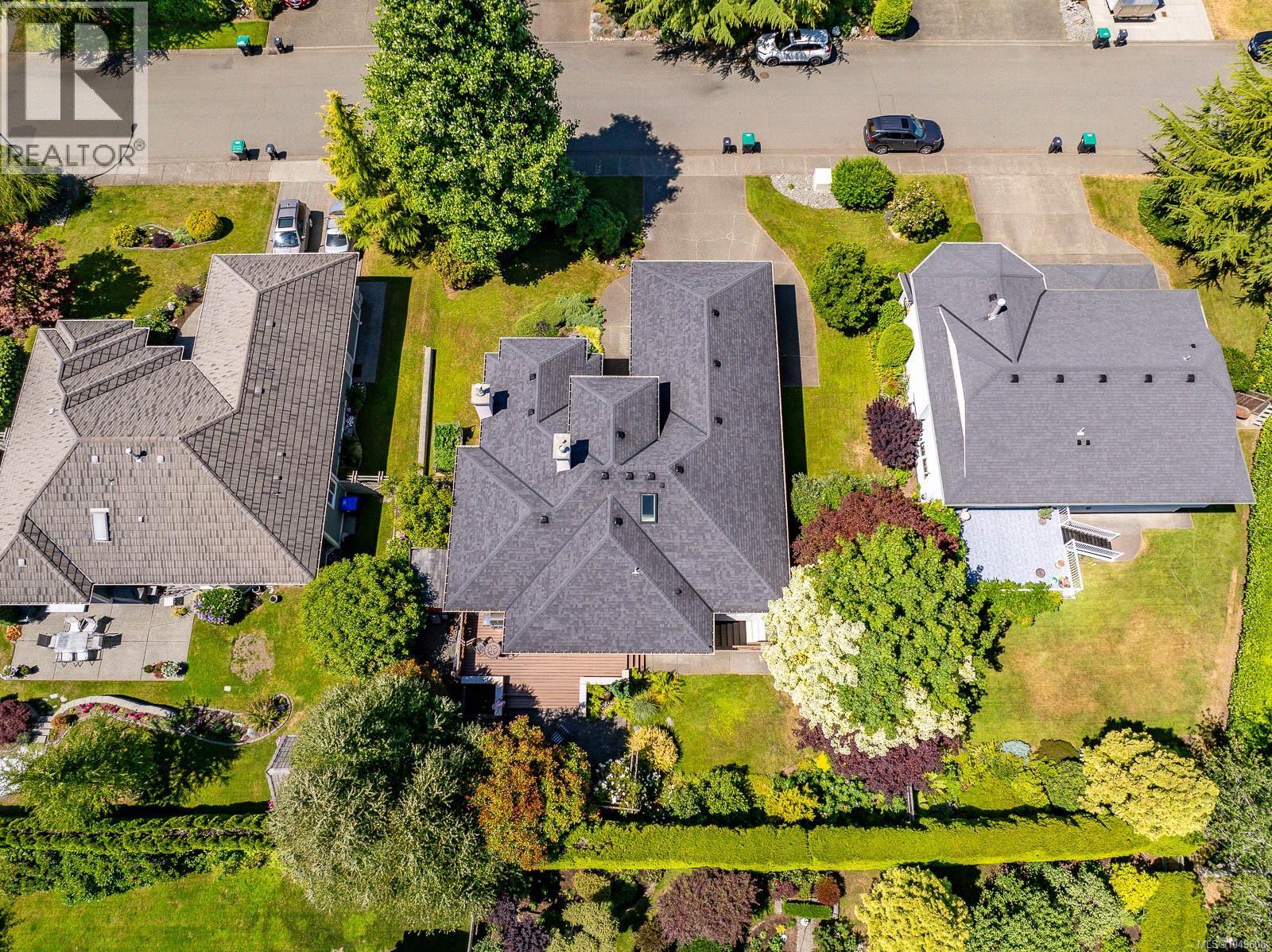 920 Eastwicke Cres - Image 24
