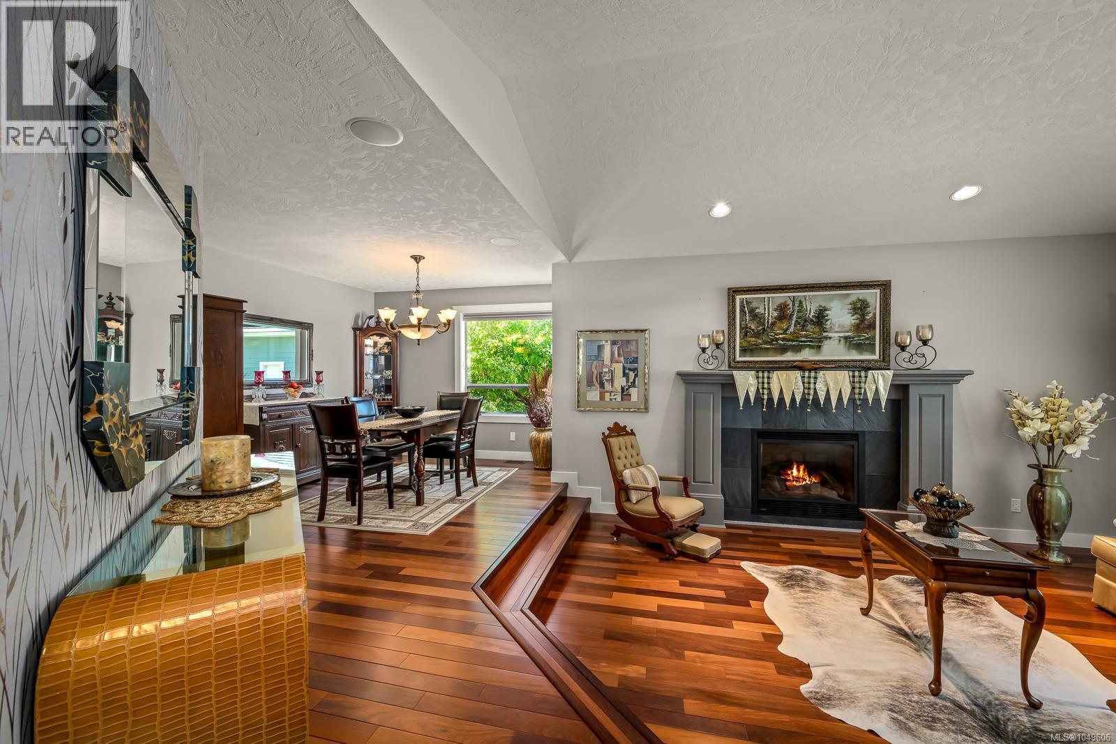 920 Eastwicke Cres - 4