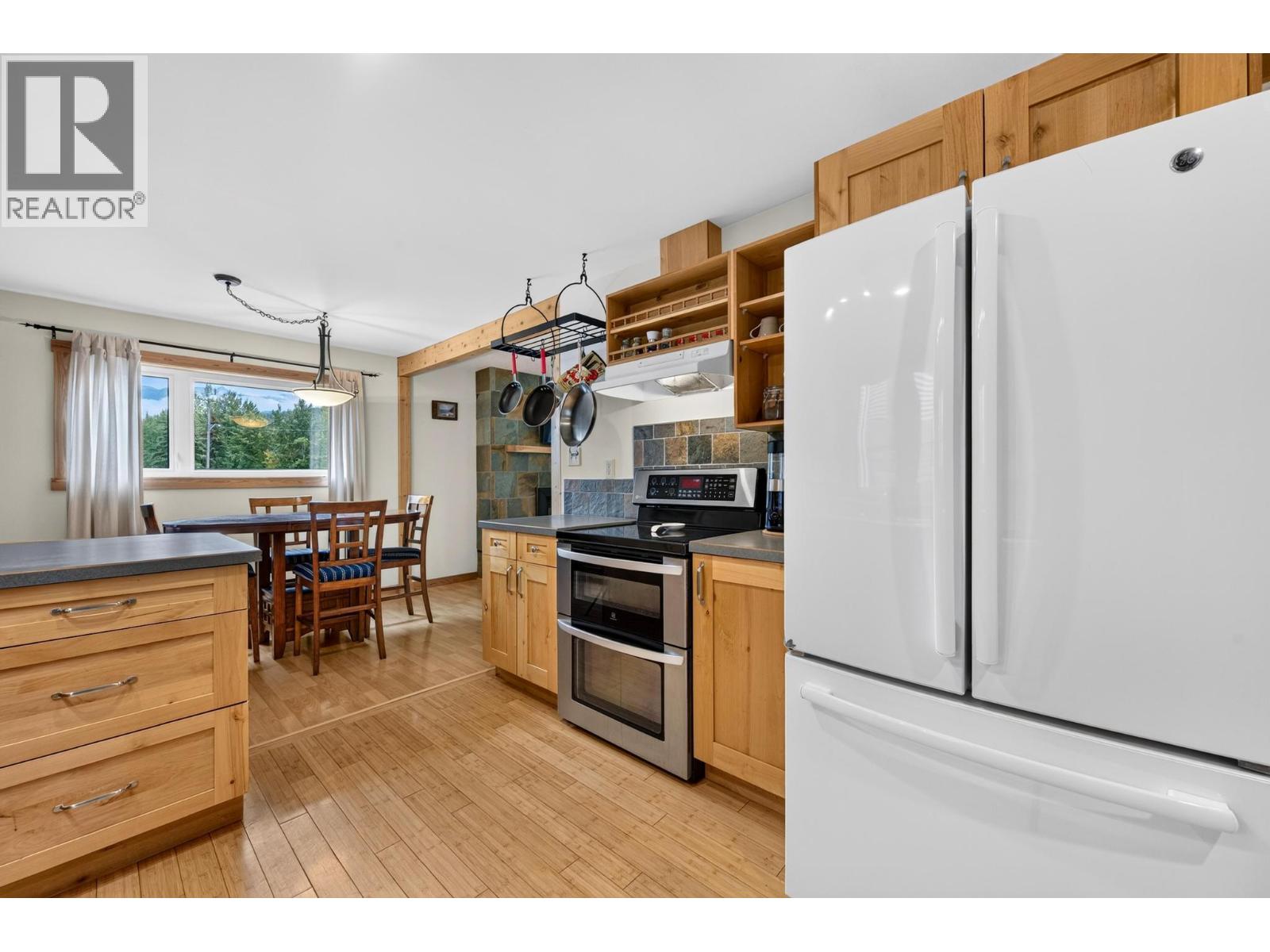 502 10th Street S - 12
