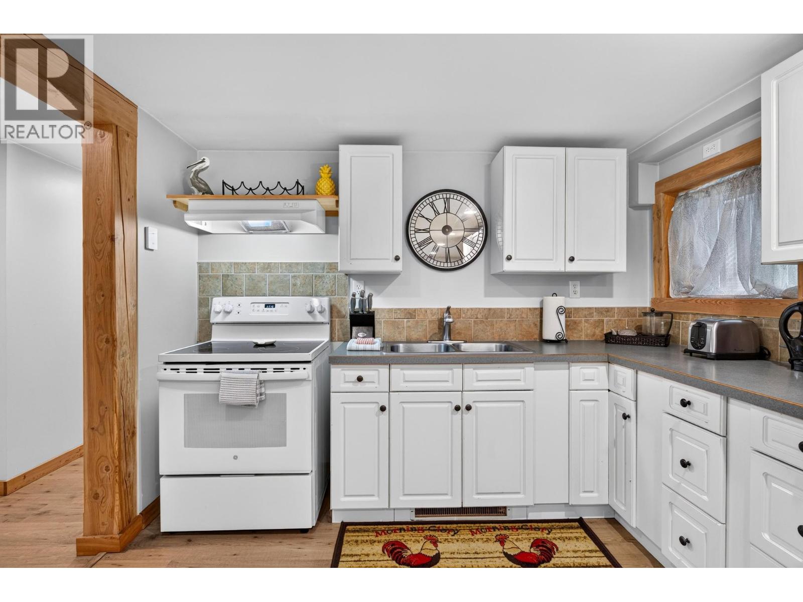 502 10th Street S - 58
