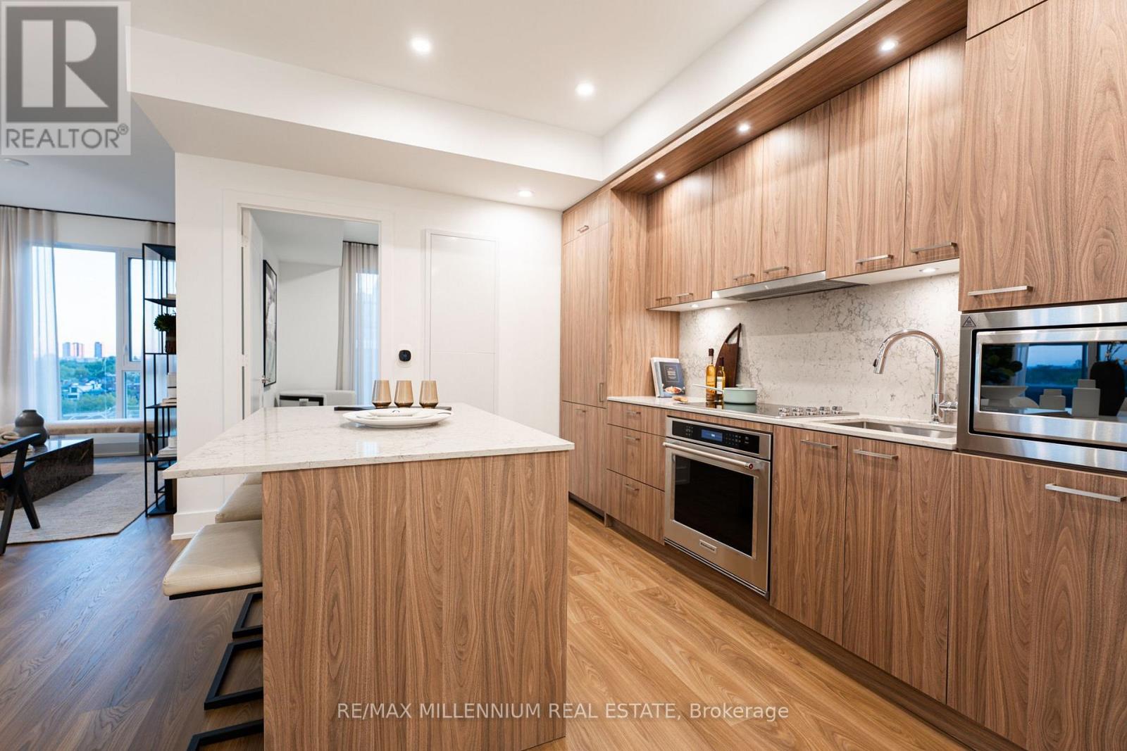 #629 858 DUPONT STREET - Image 16
