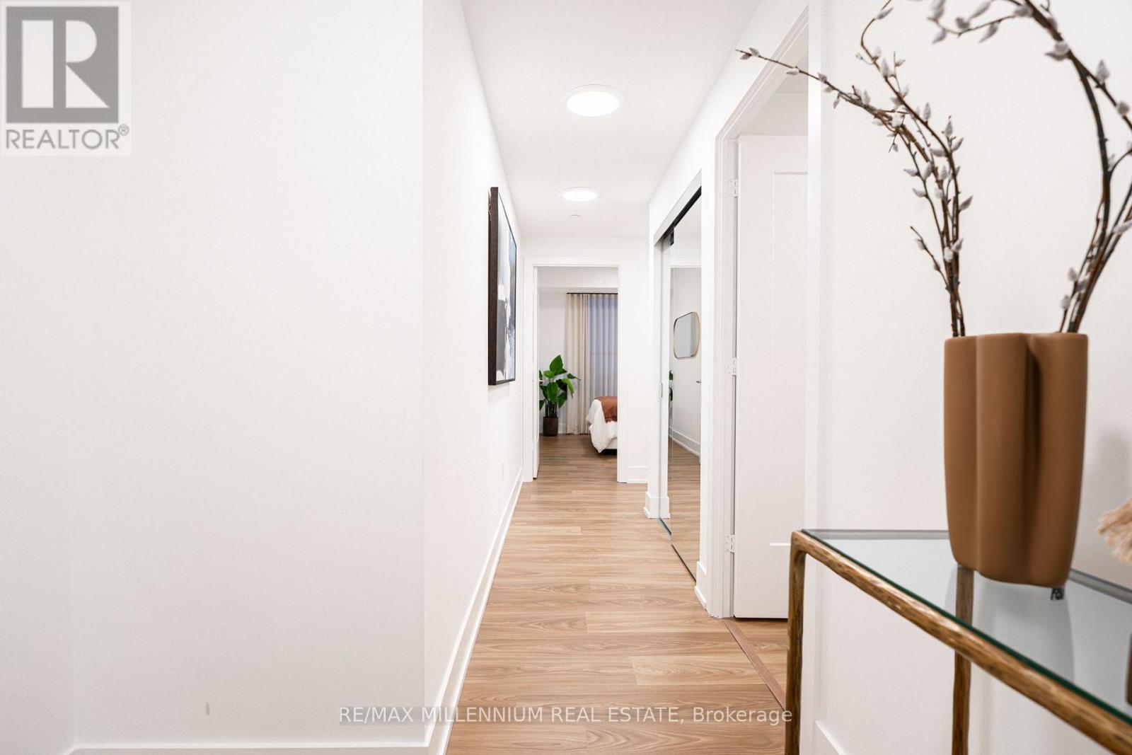 #629 858 DUPONT STREET - 7