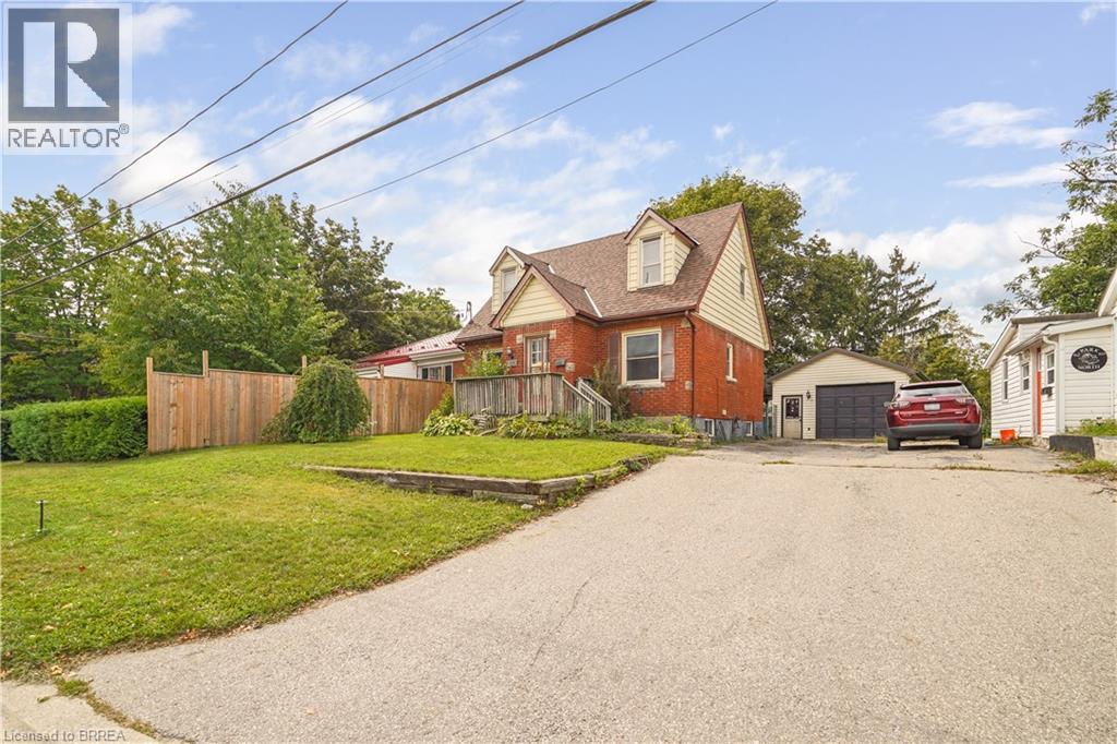 60 PARK Road N, Brantford — photo 1