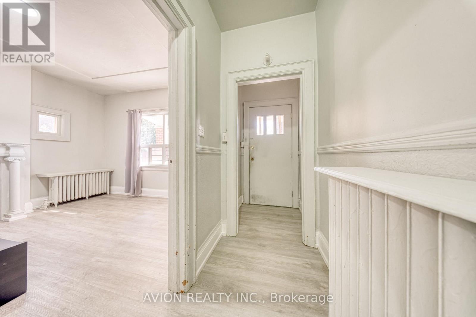 54 RYERSON AVENUE - 3