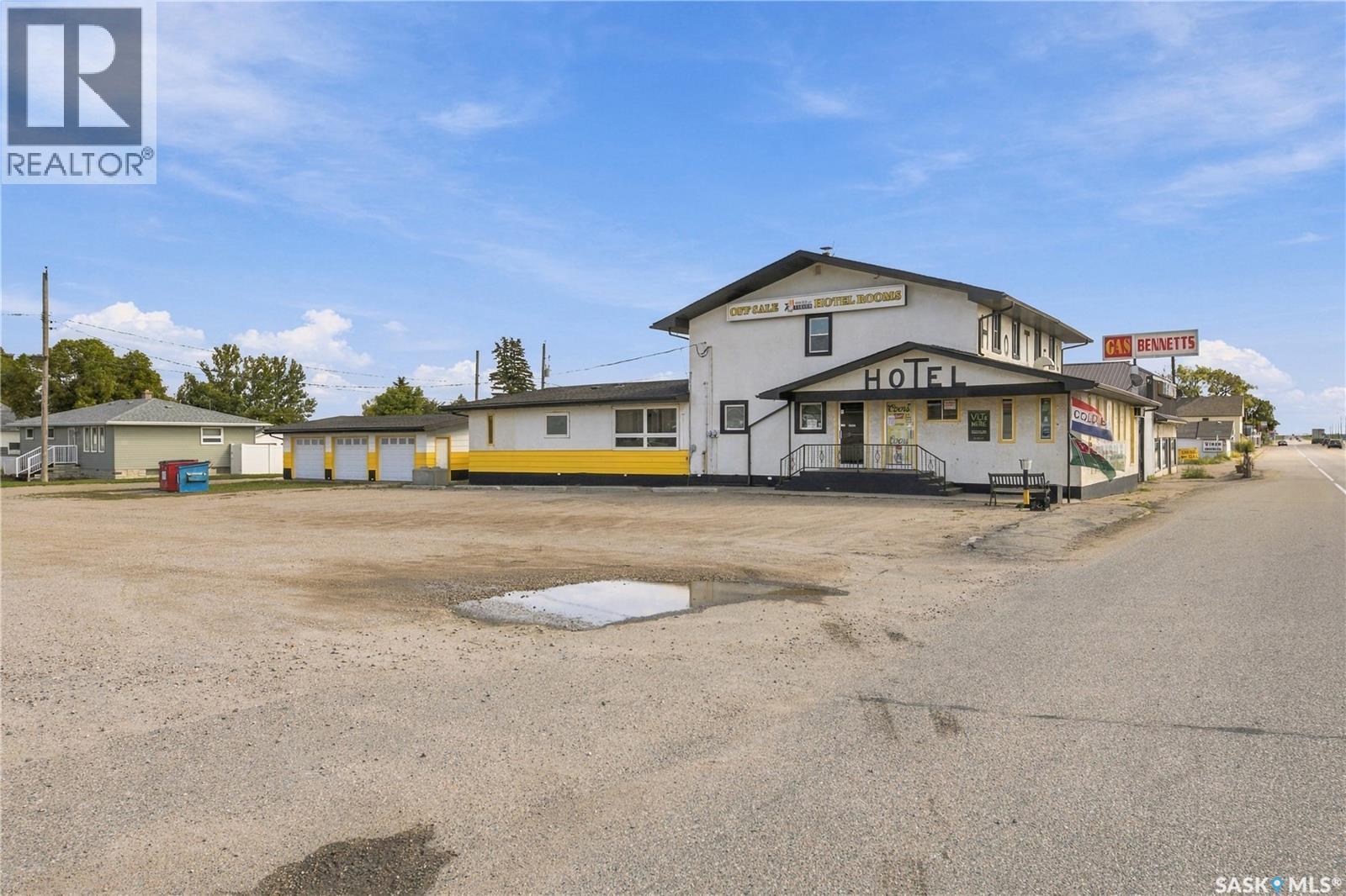 301 11 HIGHWAY, Chamberlain — photo 1