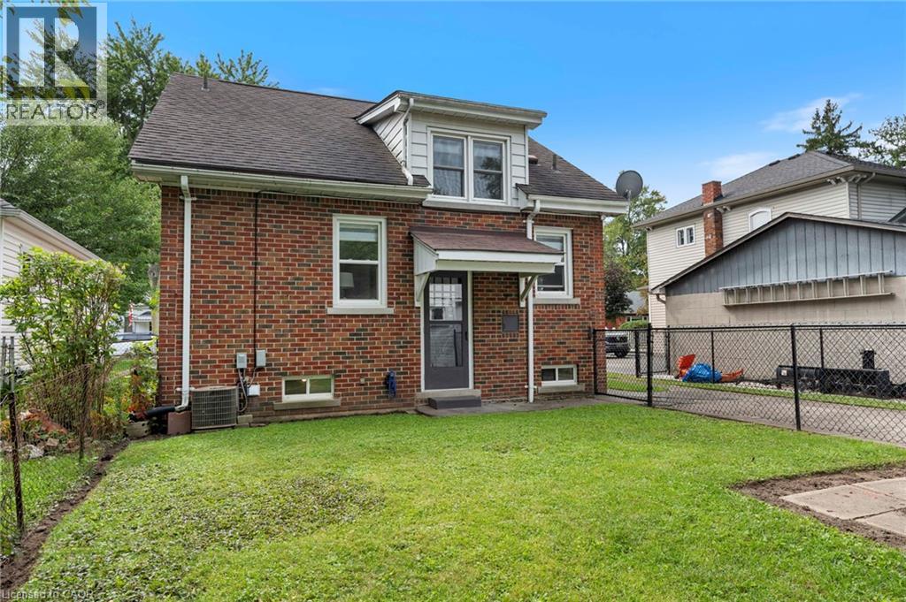 25 MCCALL Street - 26