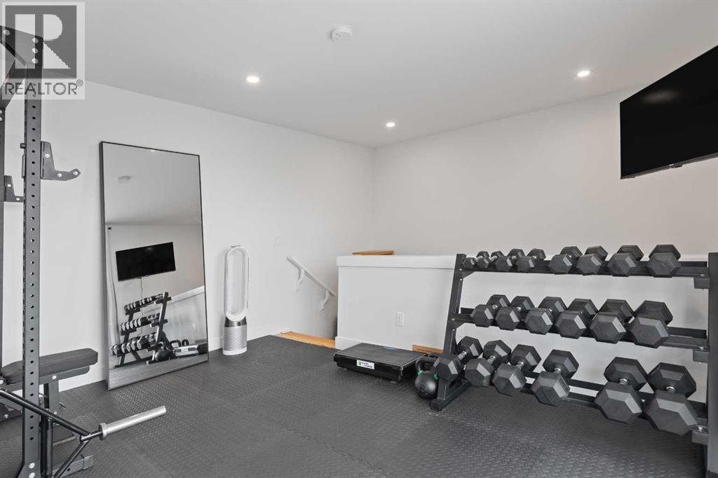 3105 Kildare Crescent SW - 28