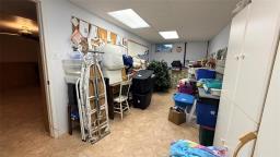 322 Renton Avenue W, Deloraine, MB R0M0M0 Photo 36