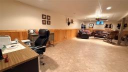 322 Renton Avenue W, Deloraine, MB R0M0M0 Photo 40