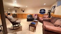 322 Renton Avenue W, Deloraine, MB R0M0M0 Photo 44