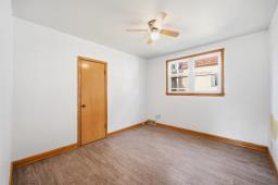 Living room - 529 Gertrude Avenue, Winnipeg, MB R3L0N1 Photo 11