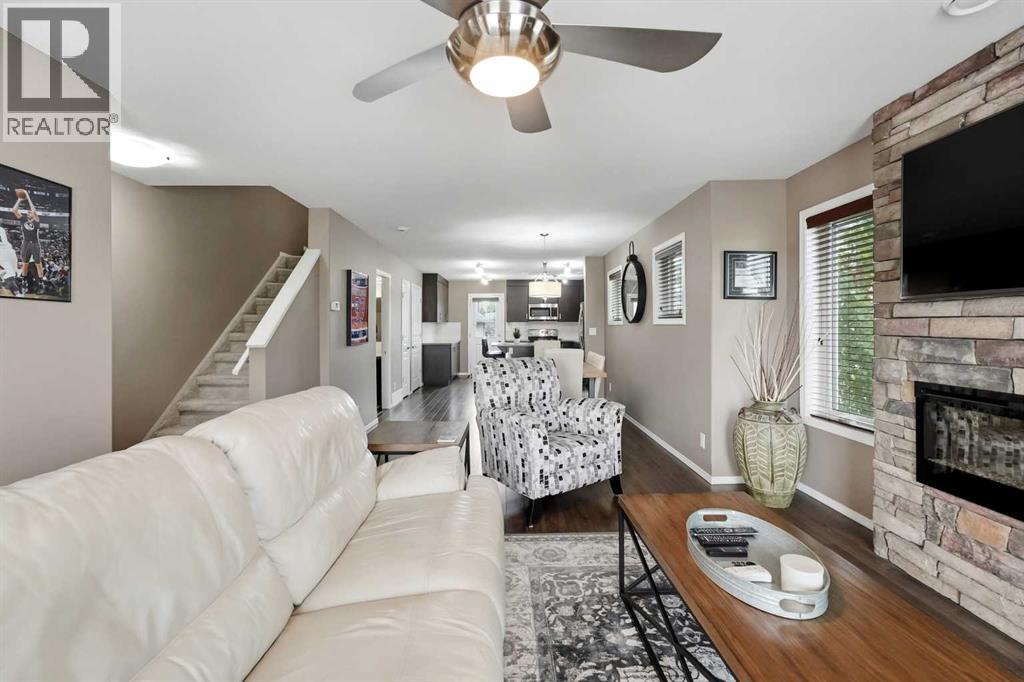Listing photo – 909, 339 Viscount Drive, Red Deer