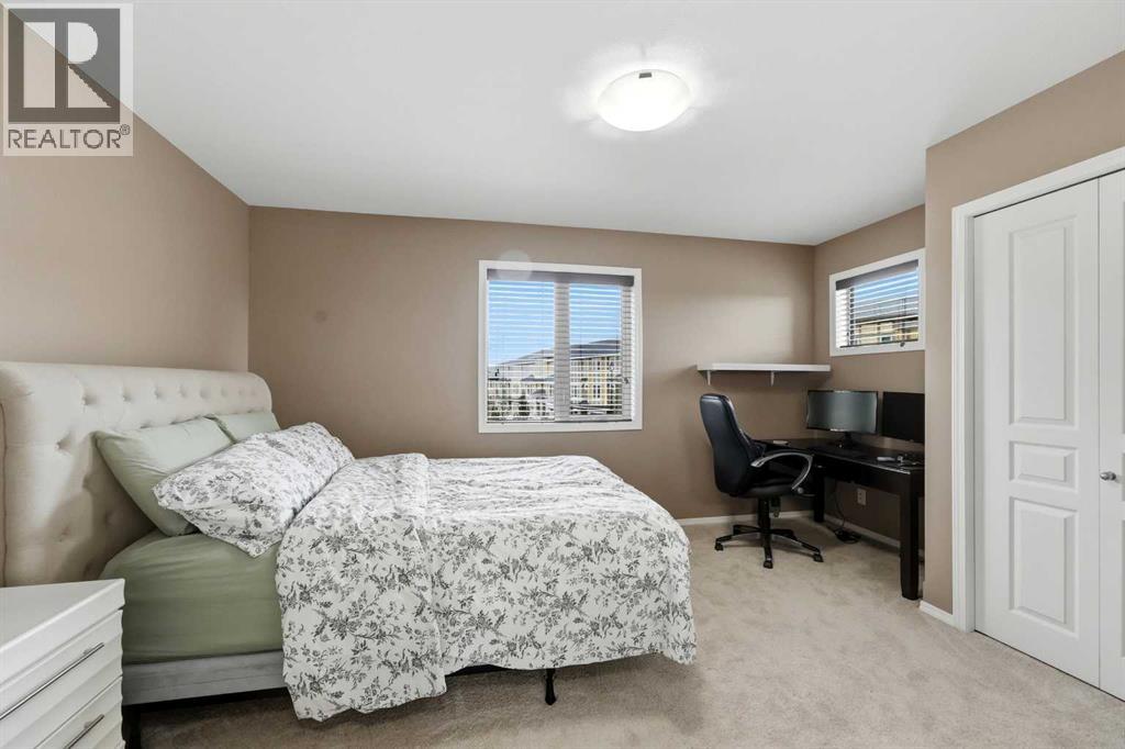 Listing photo – 909, 339 Viscount Drive, Red Deer