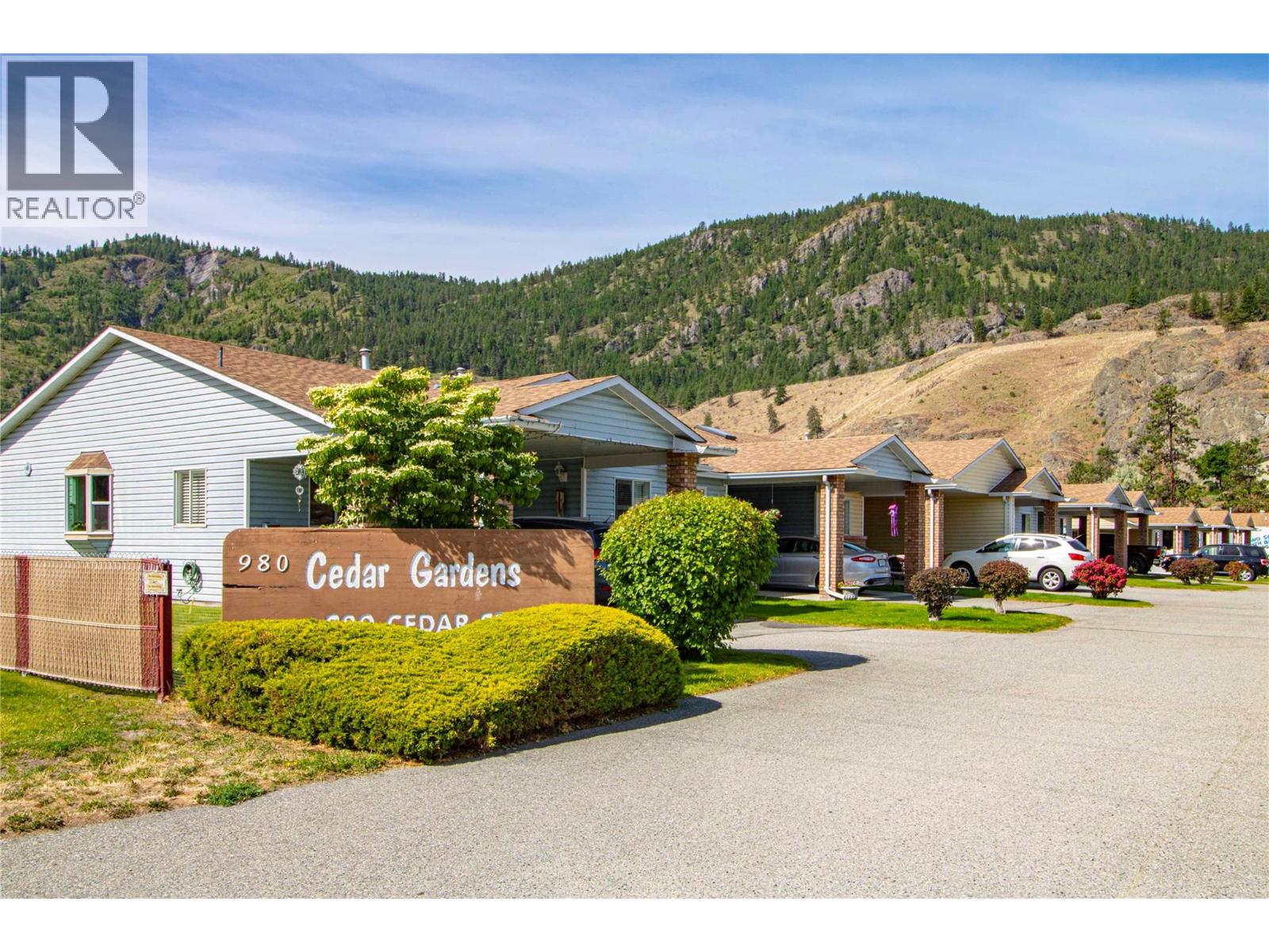#9 980 Cedar Street - 1