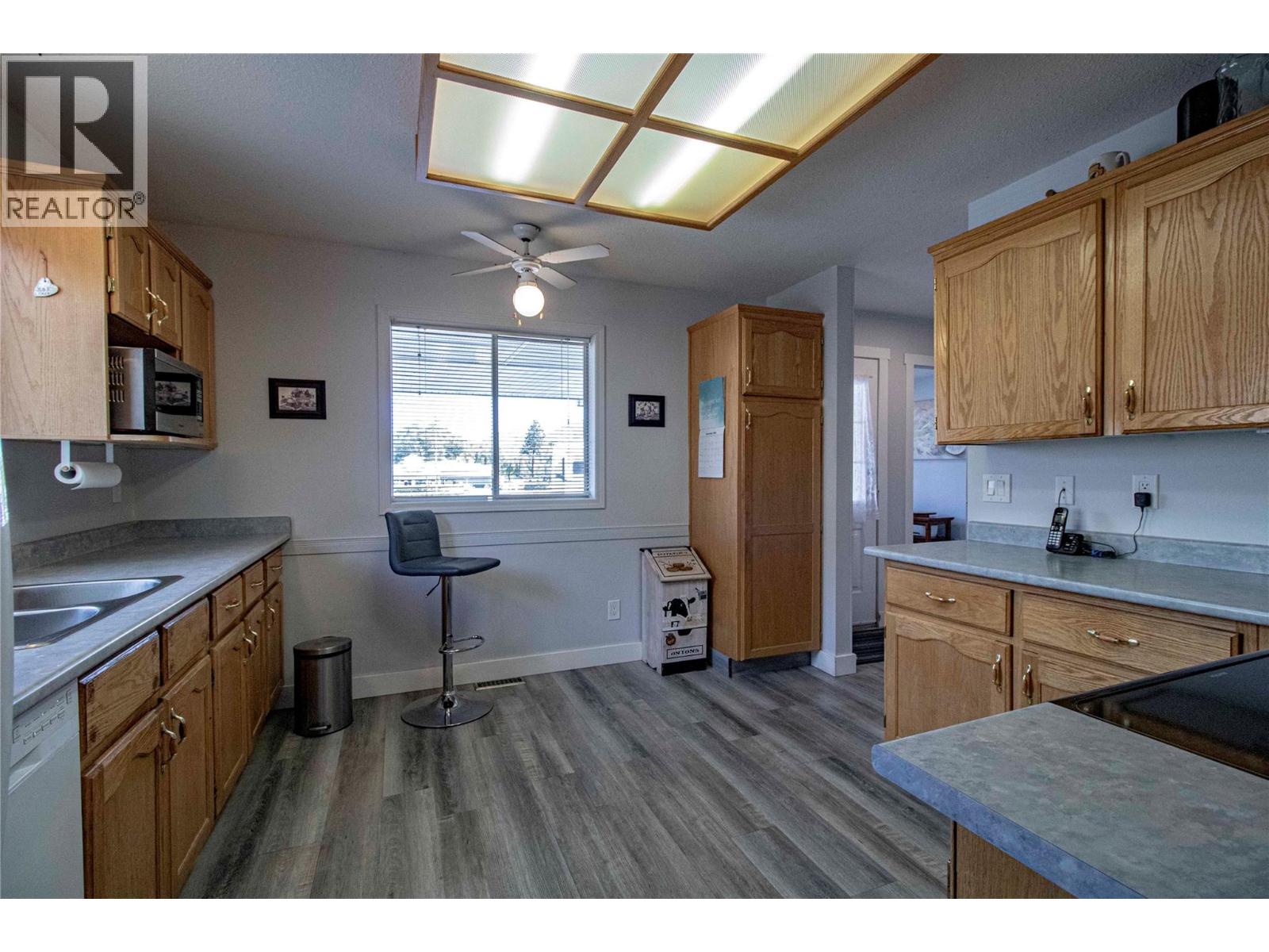 #9 980 Cedar Street - 14