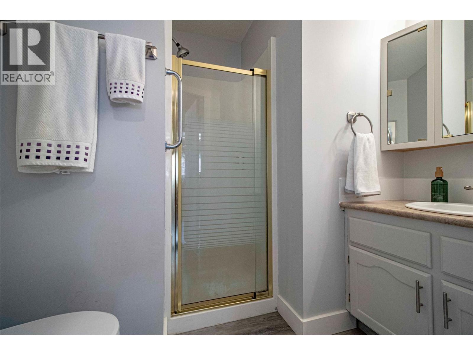 #9 980 Cedar Street - Image 18