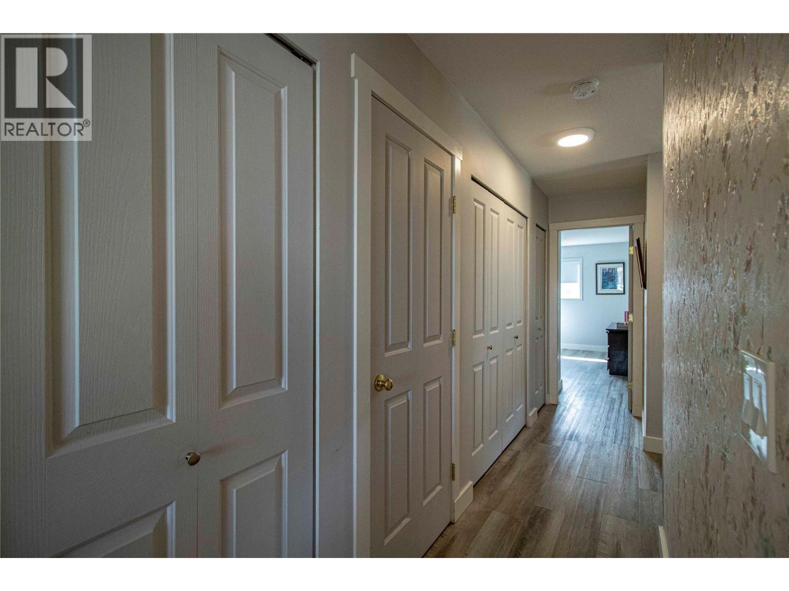 #9 980 Cedar Street - Image 19