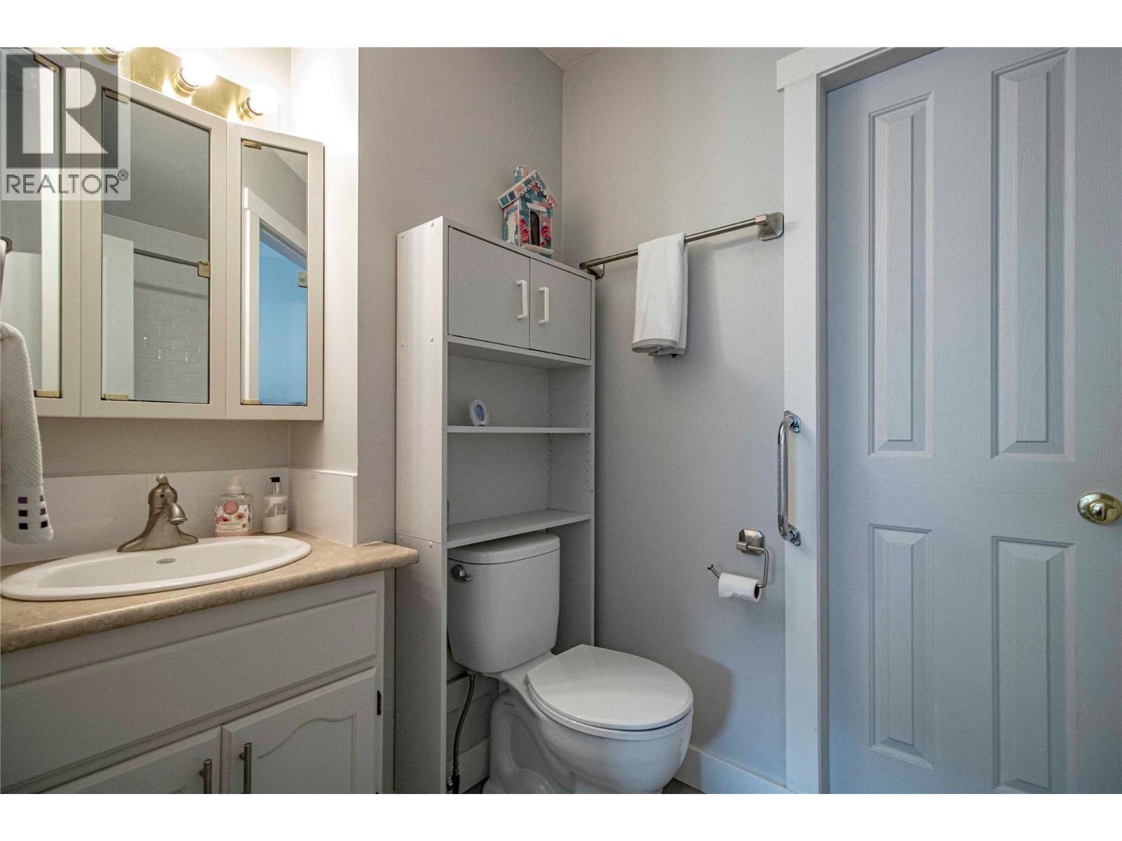#9 980 Cedar Street - 23