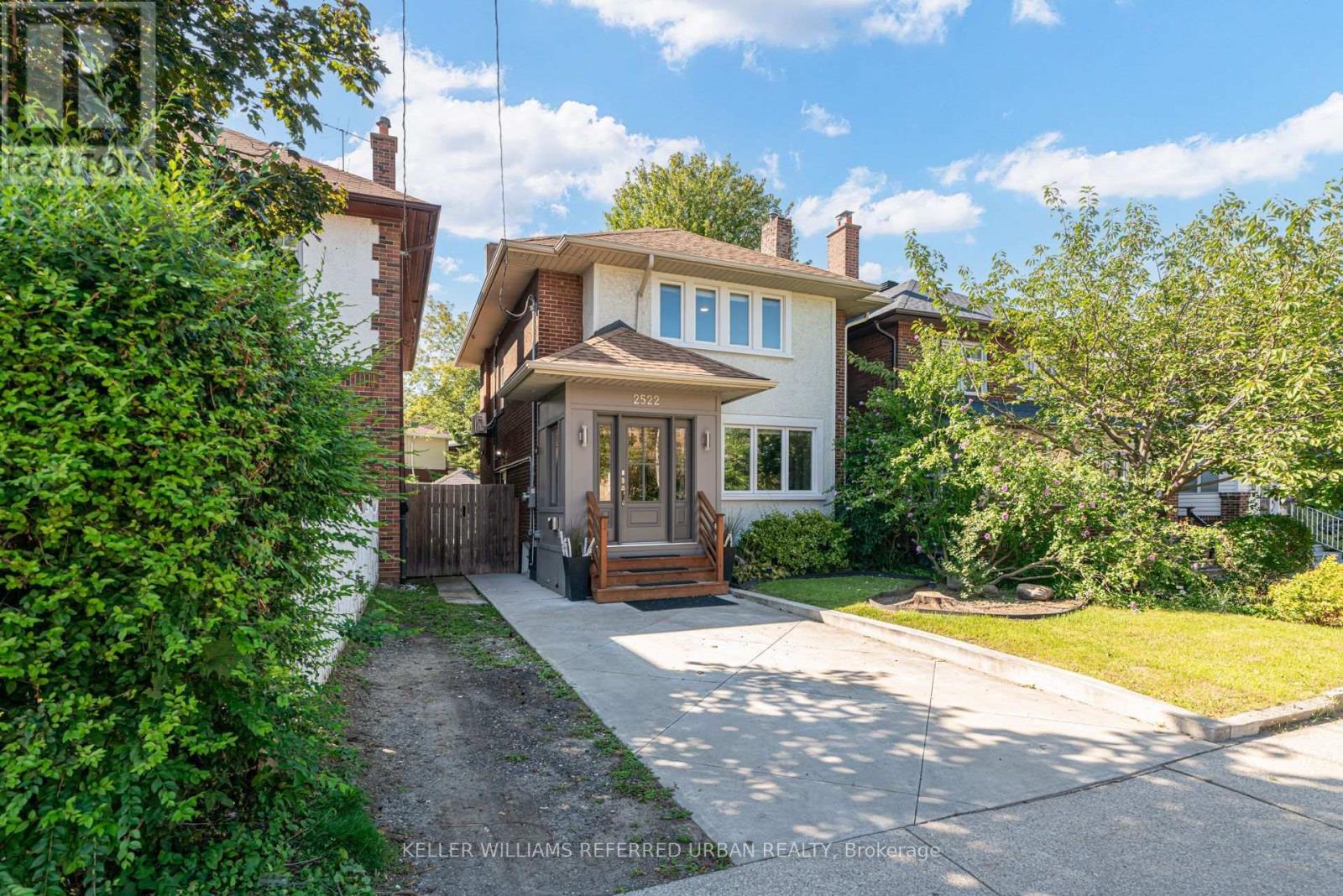 2522 LAKE SHORE BOULEVARD W - 49