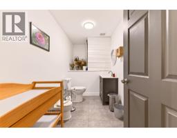 636 Baker Street, Nelson, BC V1L4J4 Photo 11