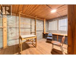 636 Baker Street, Nelson, BC V1L4J4 Photo 25