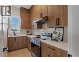 3pc Bathroom - 924 South Shore Terrace, Chestermere, AB T1X3G1 Photo 15